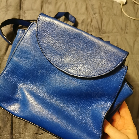 BOGO 50% OFF Kate Spade bag - Picture 4 of 4